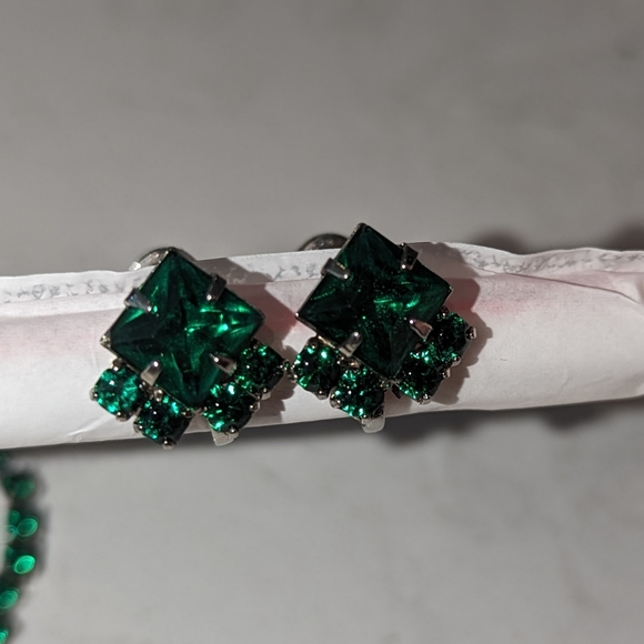 Vintage set emerald green bracelet and earrings - Picture 4 of 8